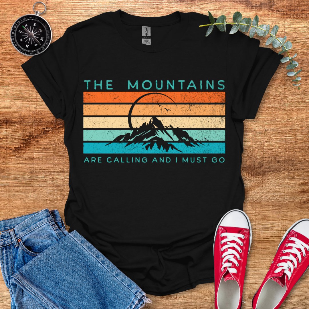 The mountains are calling retro T-Shirt - Outdoor Collections